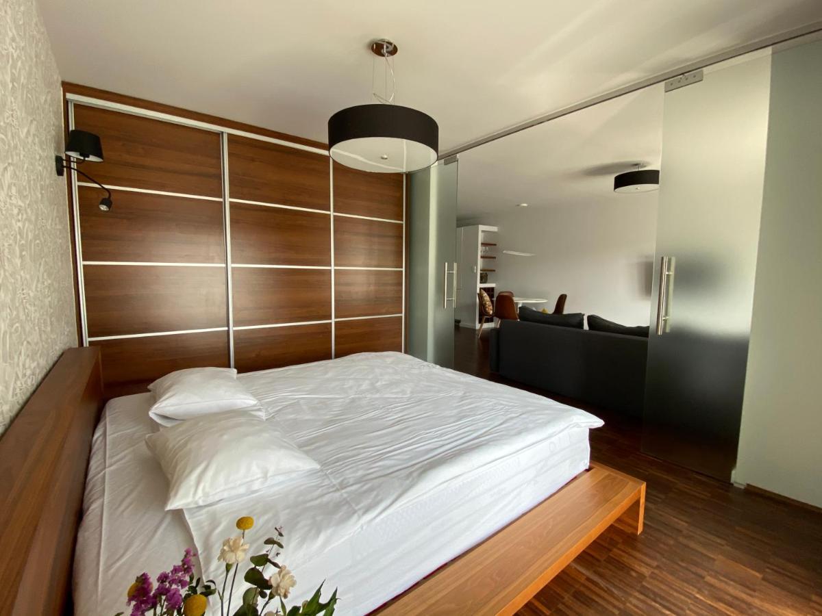Aravel Suites Вроцлав Экстерьер фото
