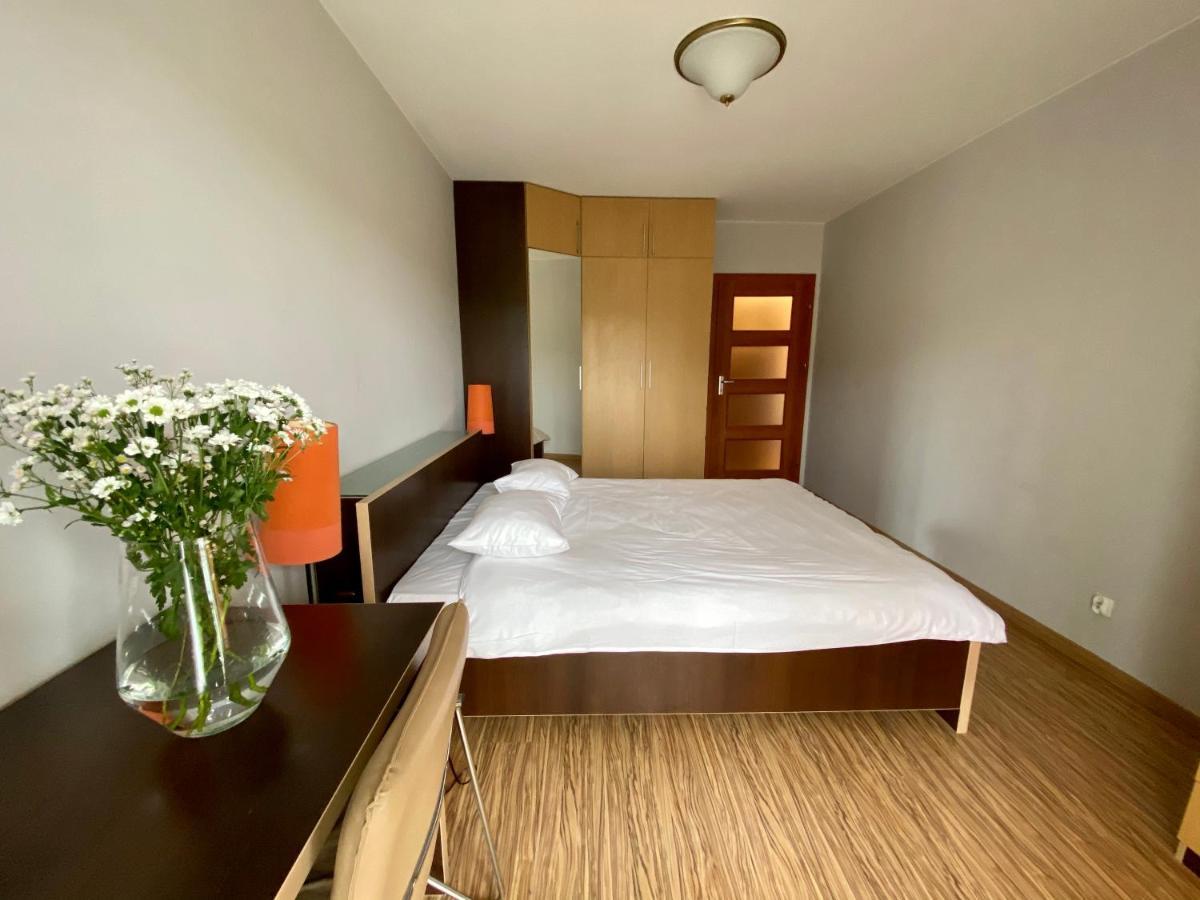 Aravel Suites Вроцлав Экстерьер фото