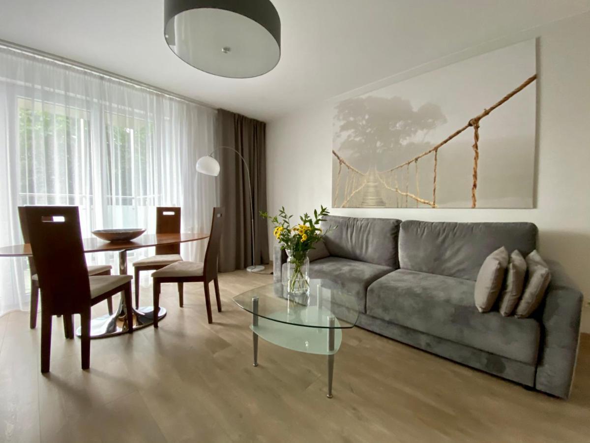 Aravel Suites Вроцлав Экстерьер фото